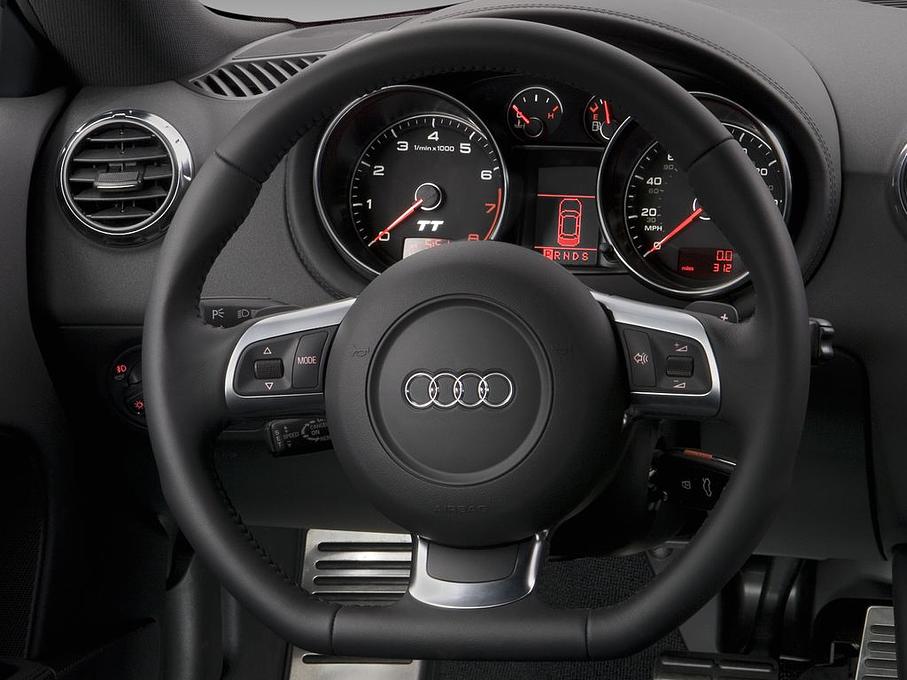 Audi TTS (Baujahr 2010) - 3 Türen Lenkrad