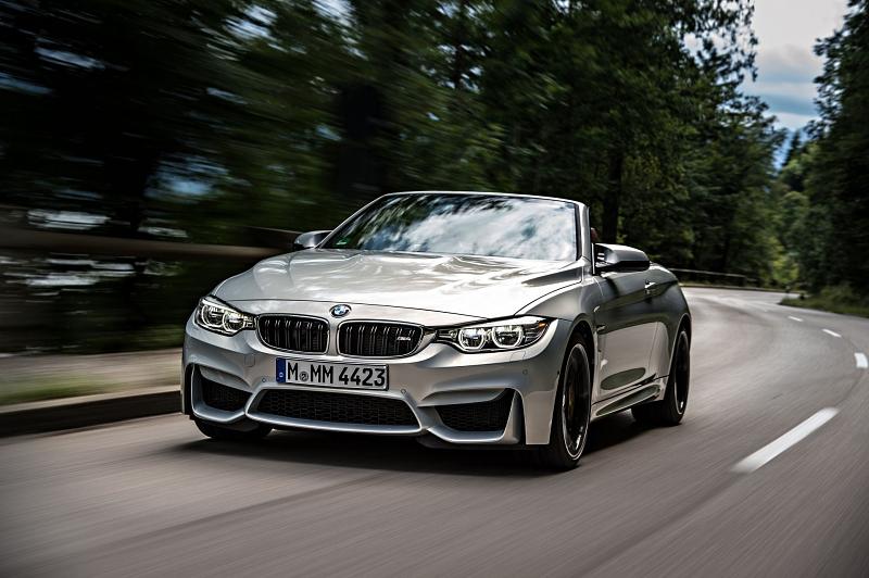 Das BMW M4 Cabrio beschleunigt schneller als das Vorgänger-BMW-M3-Coupé