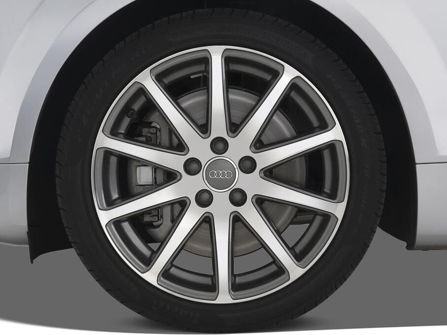 Audi TTS (Baujahr 2010) - 3 Türen Reifen und Felge