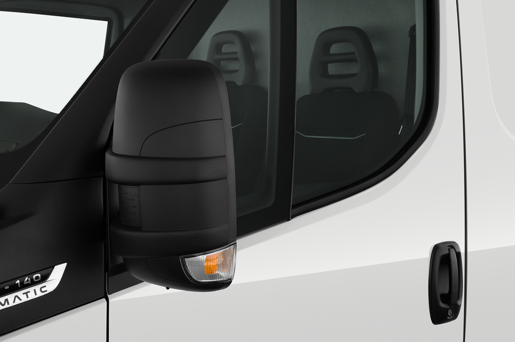 Iveco Daily (Baujahr 2023) 35S 4 Türen Außenspiegel