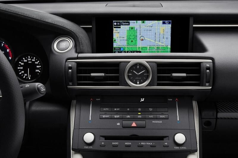 Lexus RC F - das Display könnte größer sein