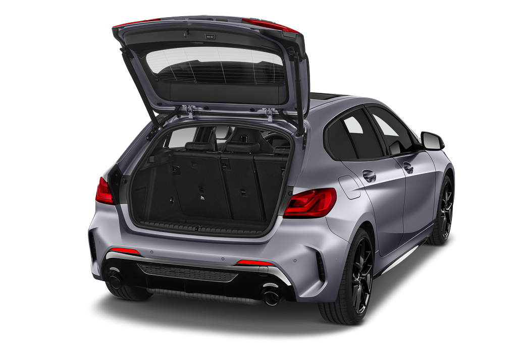 BMW M135I XDRIVE (Baujahr 2022) M135i 5 Türen Kofferraum