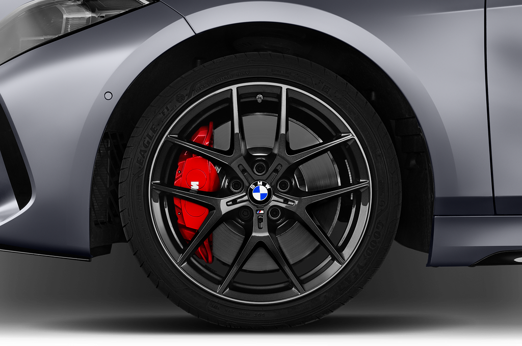 BMW M135I XDRIVE (Baujahr 2022) M135i 5 Türen Reifen und Felge