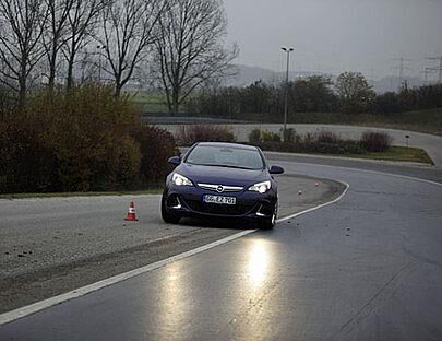 Der Astra aus der hauseigenen Tuningschmiede OPC.