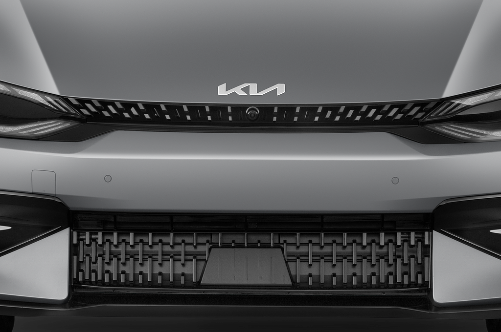 Kia EV6 (Baujahr 2023) GT 5 Türen Kühlergrill und Scheinwerfer