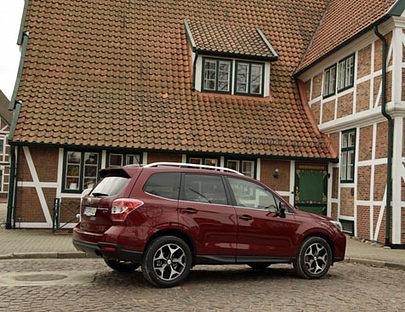 Subaru hat den neuen Forester gegenüber dem Vorgänger nur unbedeutend im Preis angehoben, ihm dafür aber fünf Jahre Garantie spendiert.