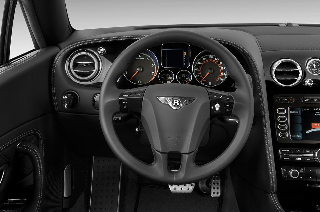Bentley Continental GT (Baujahr 2010) - 2 Türen Lenkrad