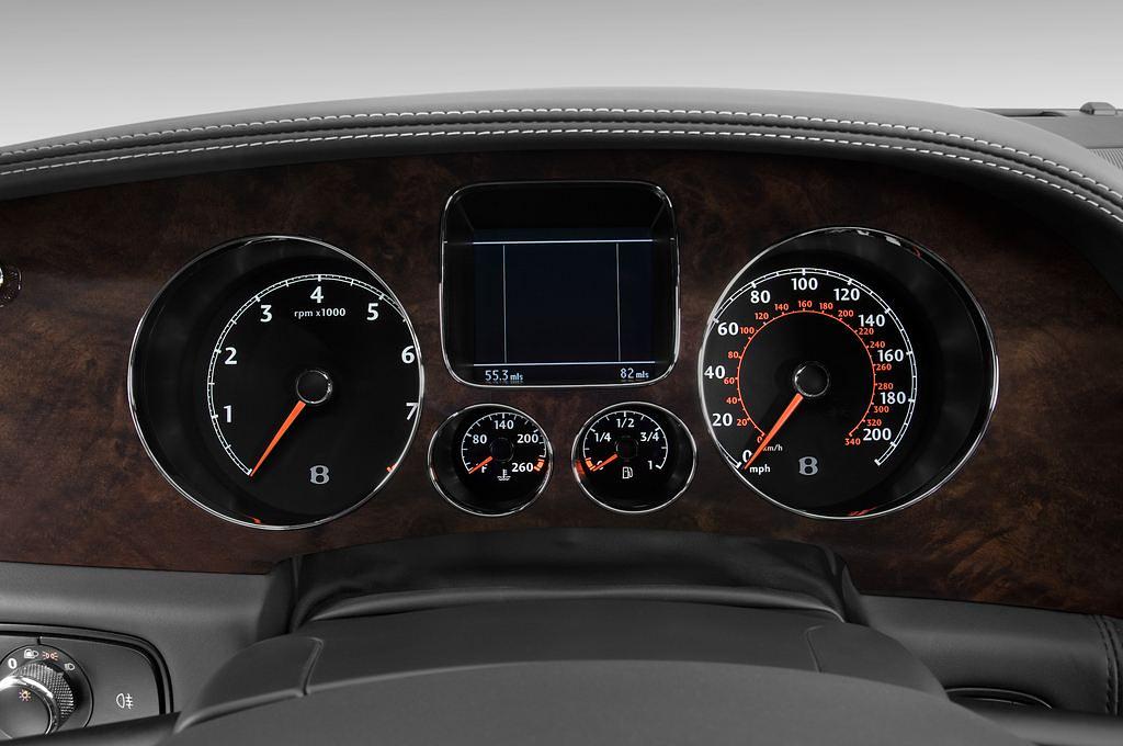 Bentley Continental GT (Baujahr 2010) Speed 2 Türen Tacho und Fahrerinstrumente