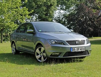 Ärgerlich, dass Seat dem Toledo kein LED-Tagfahrlicht spendiert hat.