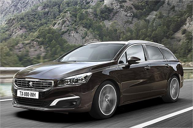 Der Peugeot 508 SW erhält ein Facelift. Am auffälligsten ist der nun senkrecht stehende Grill mit dem integrierten Löwen-Logo