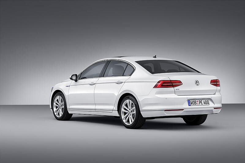 VW Passat GTE