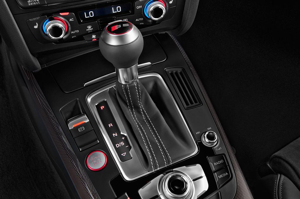 Audi S5 (Baujahr 2014) - 2 Türen Schalthebel