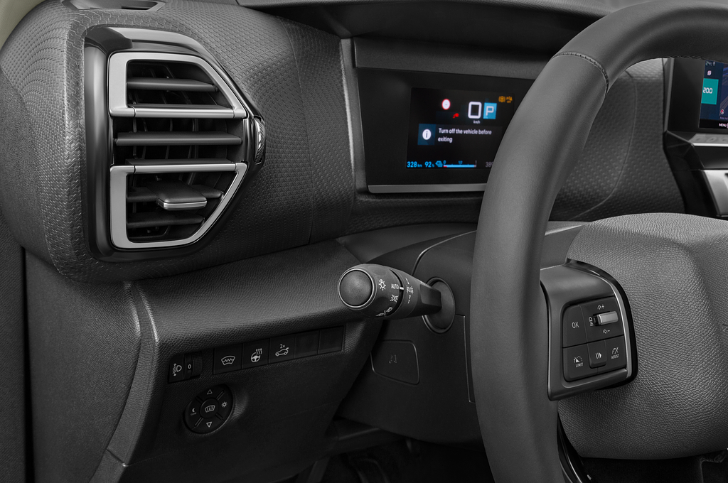 Citroen E-C4 X (Baujahr 2023) Shine 5 Türen Lüftung