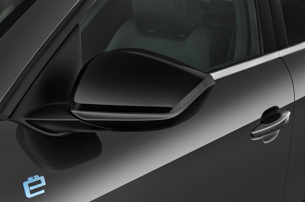 Citroen E-C4 X (Baujahr 2023) Shine 5 Türen Außenspiegel