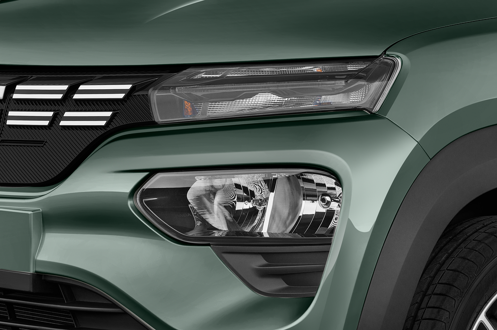 Dacia Spring (Baujahr 2023) Essential 5 Türen Scheinwerfer