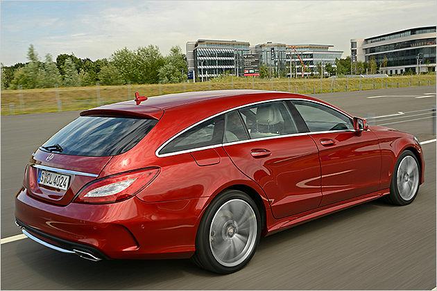 Die nach hinten abfallende Dachlinie verrrät, dass es beim CLS Shooting Brake nicht auf maximalen Nutzwert ankommt