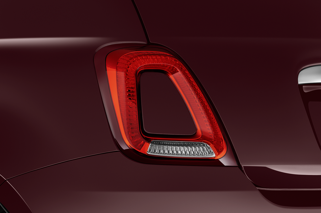 FIAT 500 (Baujahr 2022) Dolcevita 3 Türen Rücklicht