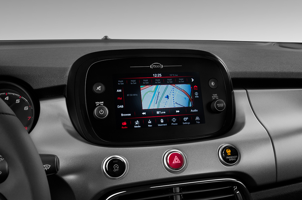 FIAT 500X (Baujahr 2020) Sport 5 Türen Radio und Infotainmentsystem