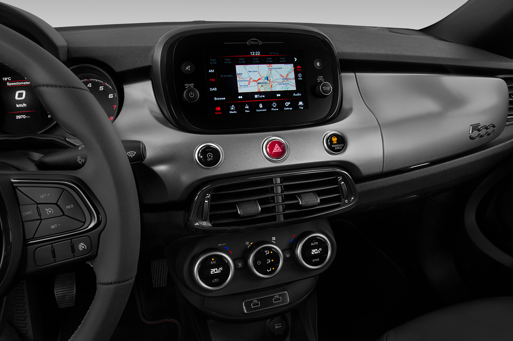 FIAT 500X (Baujahr 2020) Sport 5 Türen Mittelkonsole