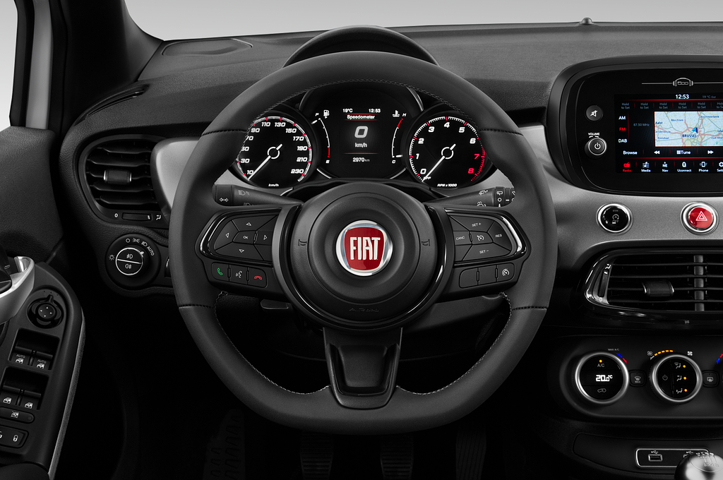 FIAT 500X (Baujahr 2020) Sport 5 Türen Lenkrad