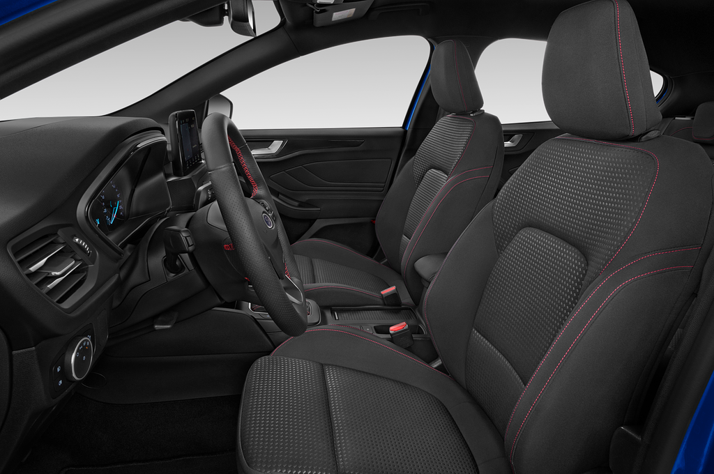 Ford Focus (Baujahr 2022) ST-Line 5 Türen Vordersitze