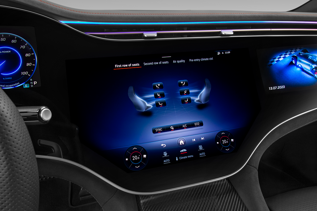 Mercedes EQE (Baujahr 2023) AMG 43 4 Türen Temperatur und Klimaanlage