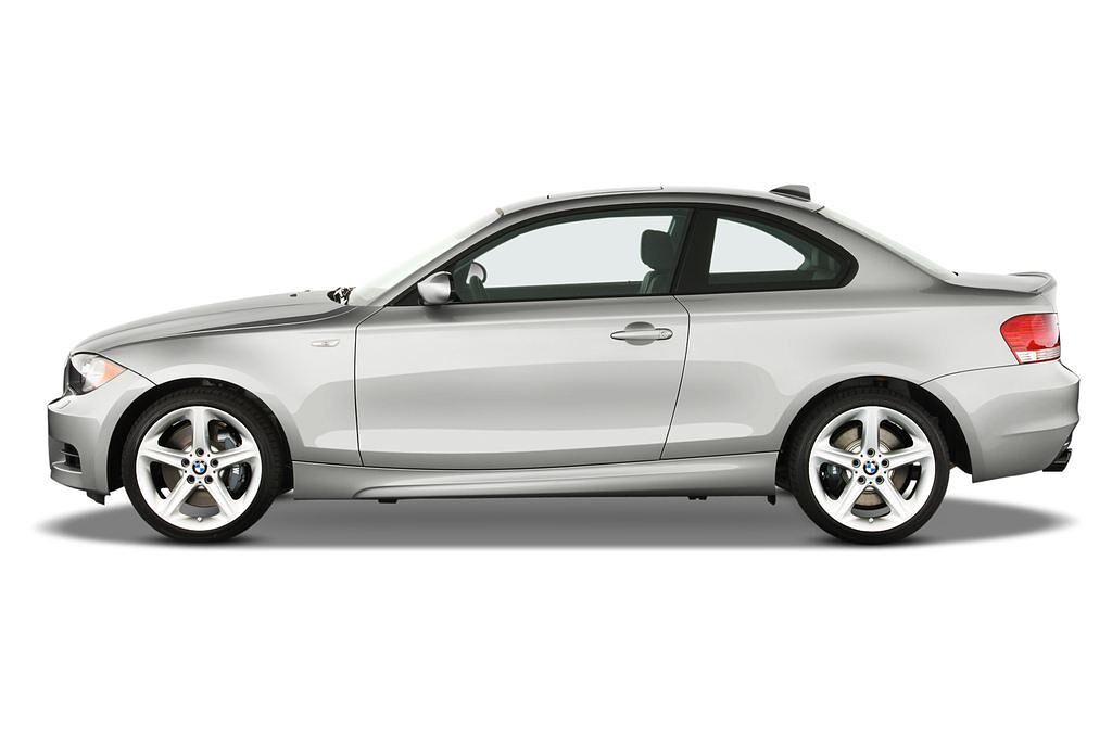 BMW 1 Series (Baujahr 2010) 135i 2 Türen Seitenansicht