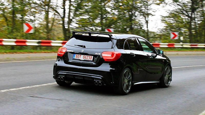 Die Basisversion des A45 AMG kostet knapp 50.000 Euro.