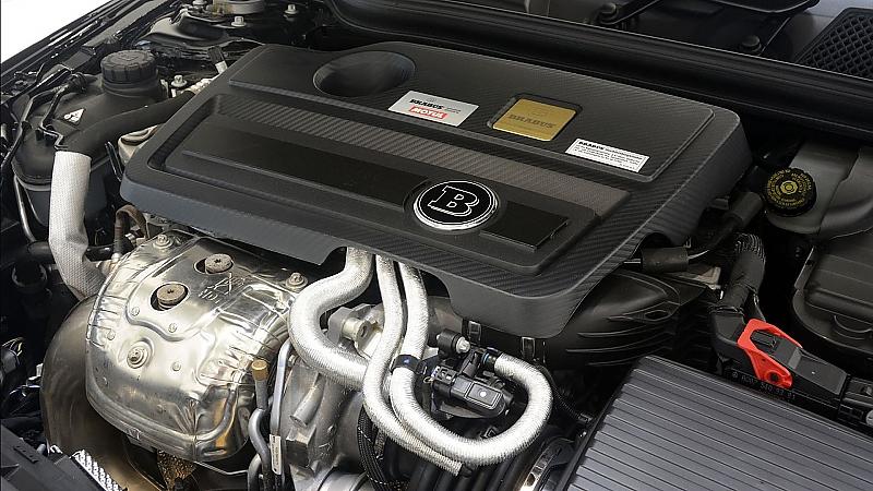 Nur zwei Liter Hubraum hat der Brabus B45.