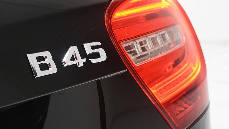 Aus einem A45 AMG wird für 4.391,10 Euro ein B45.