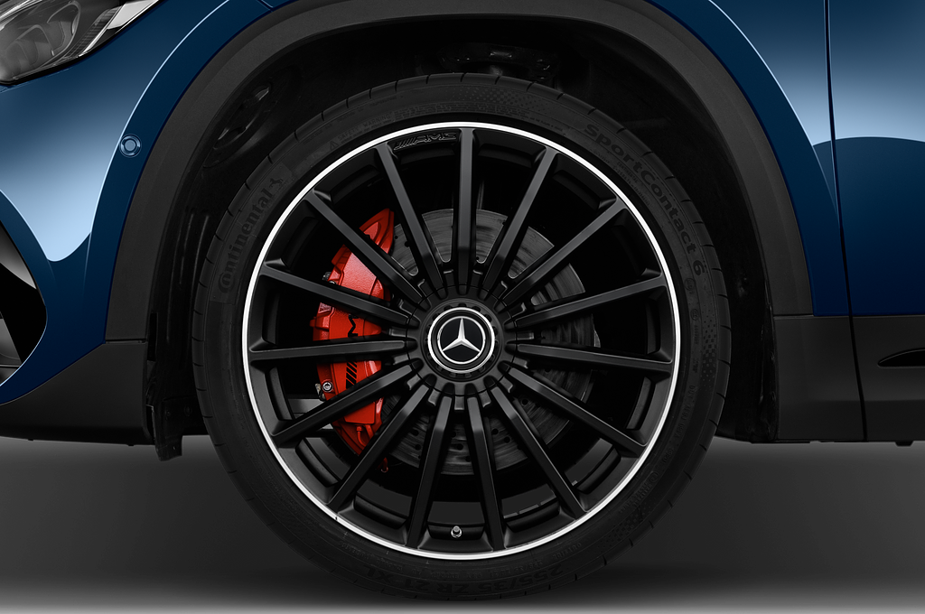 Mercedes GLA (Baujahr 2021) AMG 45 S 5 Türen Reifen und Felge