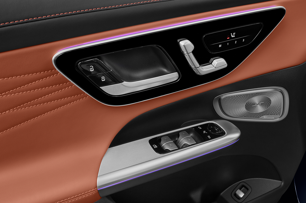 Mercedes GLC (Baujahr 2023) AMG Line 5 Türen Bedienungselemente Tür