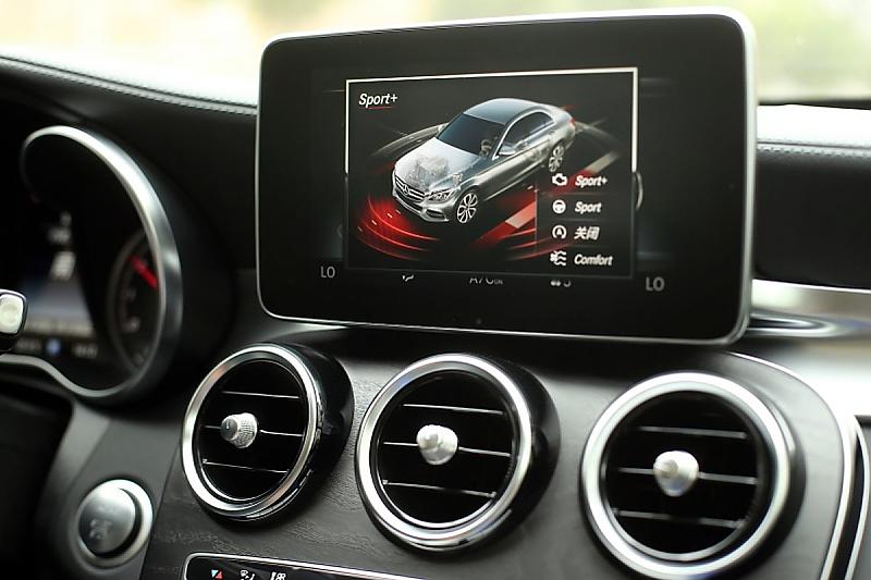 Mercedes C 260 L Chinaversion - Luftfederung gibt es erst ab dem C 350 L