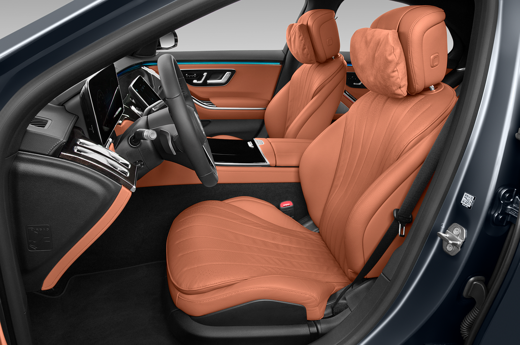 Mercedes S Class (Baujahr 2021) - 4 Türen Vordersitze