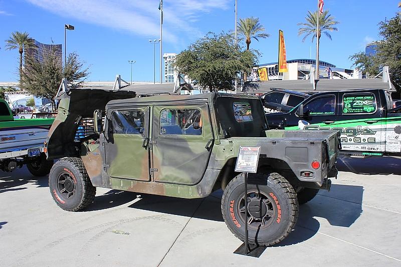 Military HMMWV von 1987