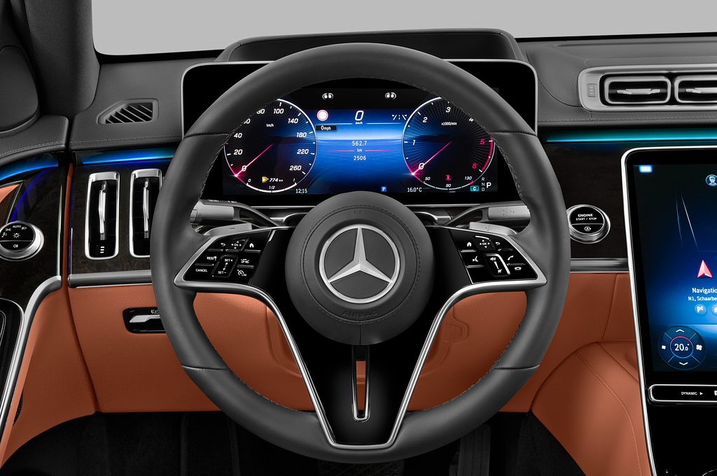 Mercedes S Class (Baujahr 2021) - 4 Türen Lenkrad