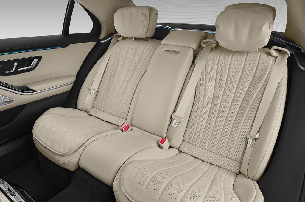 Mercedes S Class (Baujahr 2021) S 350 4 Türen Rücksitze
