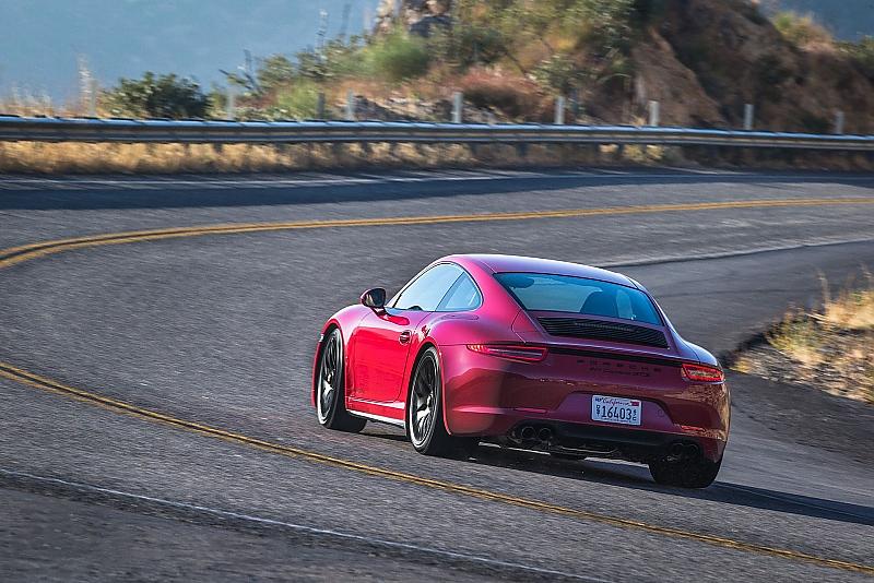 Der Porsche 911 Carrera GTS 2014 hat eine um 36 Millimeter breitere Spur
