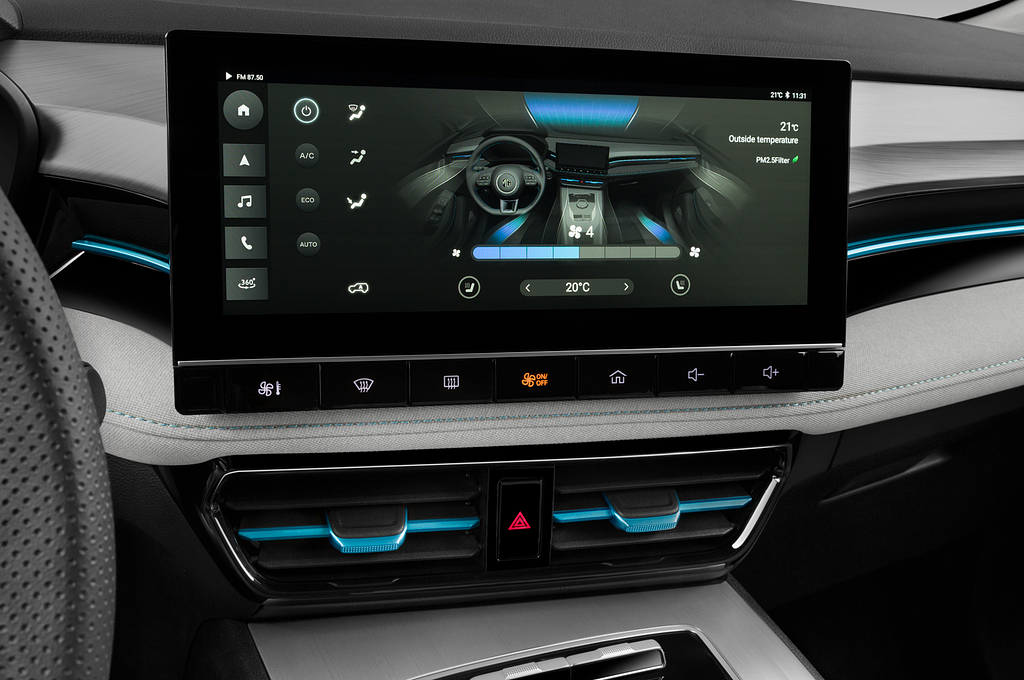 MG MG5 (Baujahr 2022) Luxury 5 Türen Temperatur und Klimaanlage