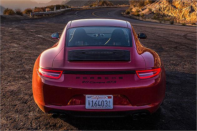 Der GTS ist zwischen Carrera und GT3 angesiedelt. Auch preislich