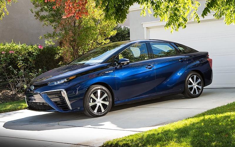 Toyota Mirai - das erste Serien-Brennstoffzellenauto der Welt