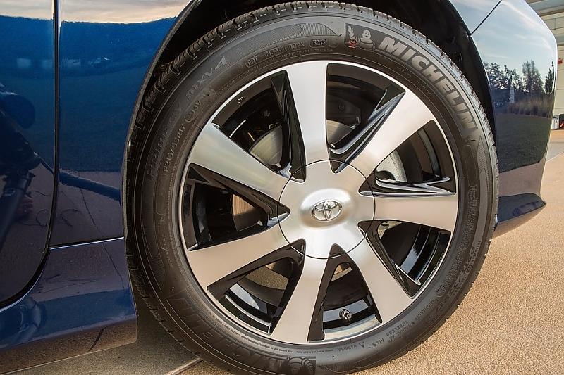 Toyota Mirai - das erste Serien-Brennstoffzellenauto der Welt