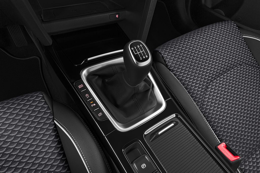 Kia Ceed (Baujahr 2022) Vision 5 Türen Schalthebel