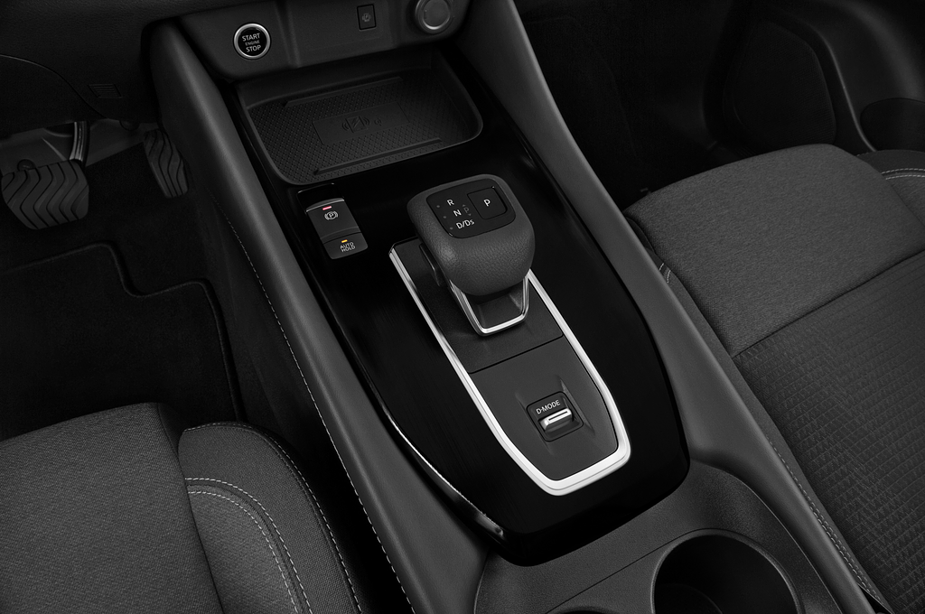 Nissan Qashqai (Baujahr 2022) N-Connecta 5 Türen Schalthebel