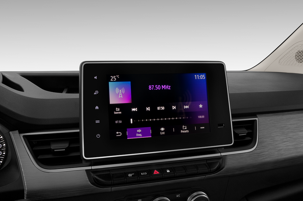 Nissan Townstar Combi (Baujahr 2022) N-Connecta 5 Türen Radio und Infotainmentsystem