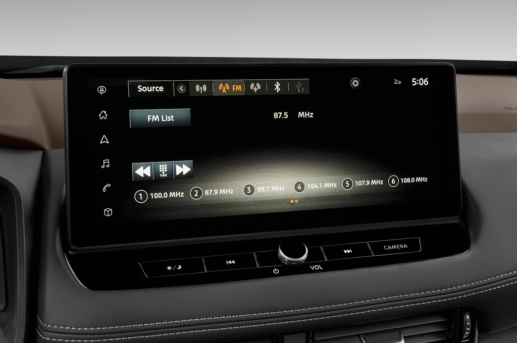Nissan X-Trail (Baujahr 2023) e-Power Tekna 5 Türen Radio und Infotainmentsystem