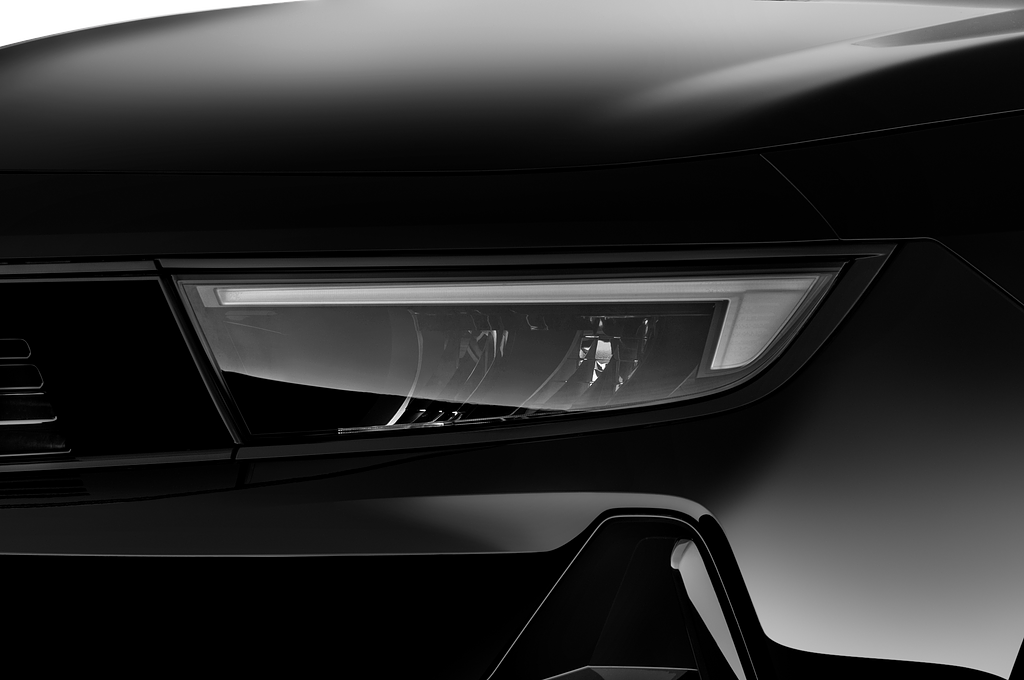 Opel Astra (Baujahr 2022) GS Line 5 Türen Scheinwerfer