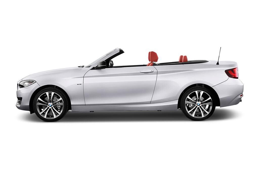BMW 2 Series (Baujahr 2016) Sport Line 2 Türen Seitenansicht