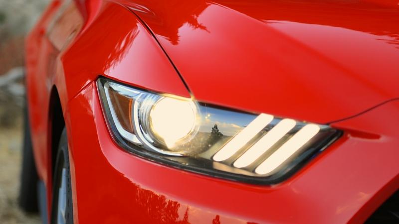 Ford Mustang GT 5.0 V8 2015 - Xenonlicht ist Serie