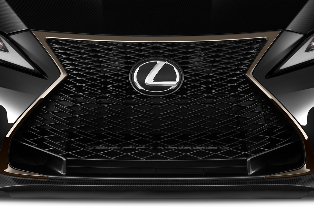 Lexus RC F (Baujahr 2022) Track Edition 2 Türen Kühlergrill und Scheinwerfer